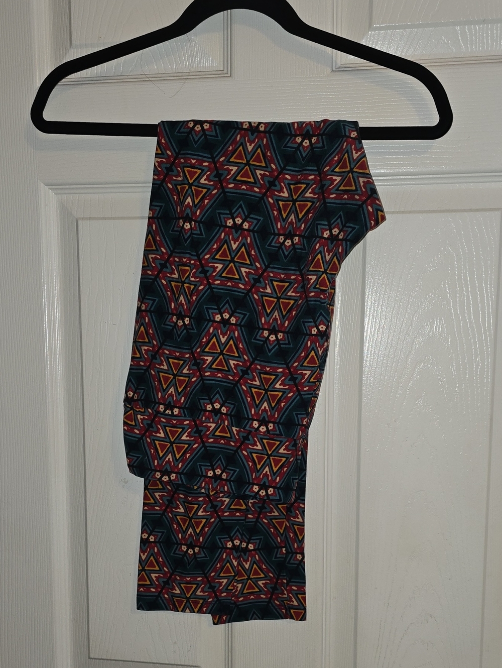 LuLaRoe Geometric Aztec Leggings in Teal, Red, Yellow